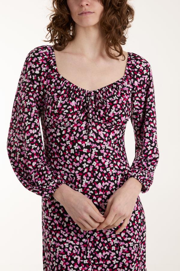 Qed London Sweetheart Neckline Ditsy Floral Stretch Midi Dress