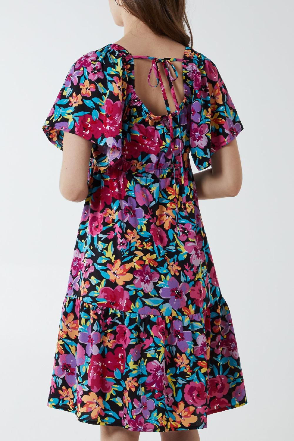 Qed London Sweetheart Neckline Tie Back Floral Dress