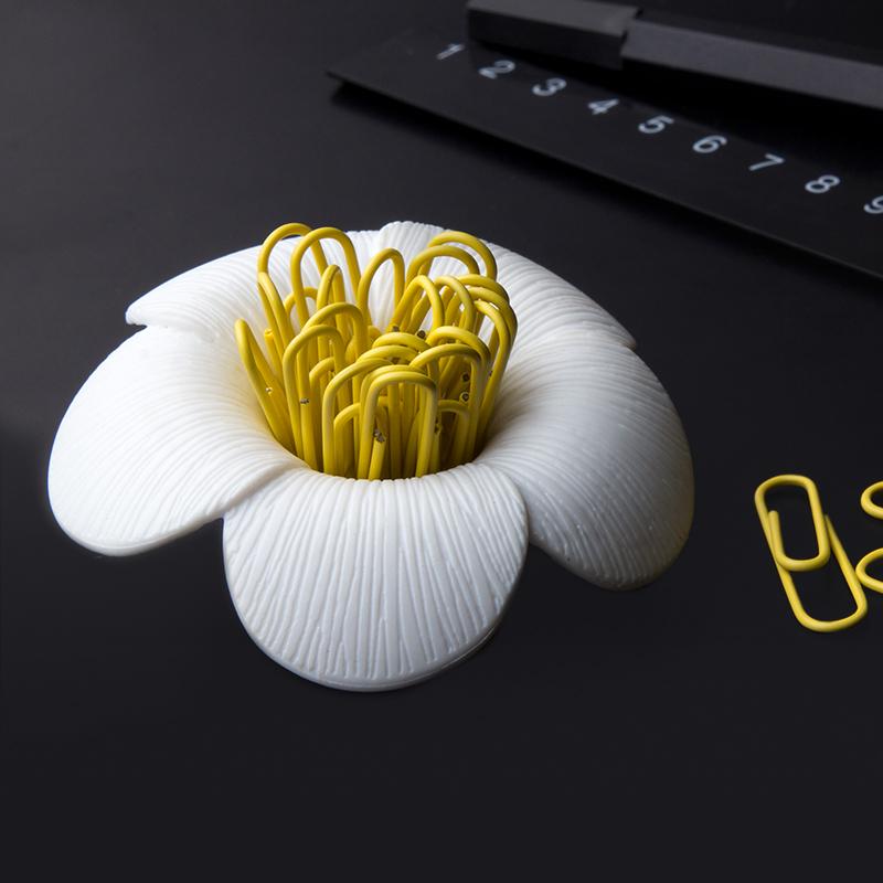 qualy Blossom Magnetic Paper Clips Holder