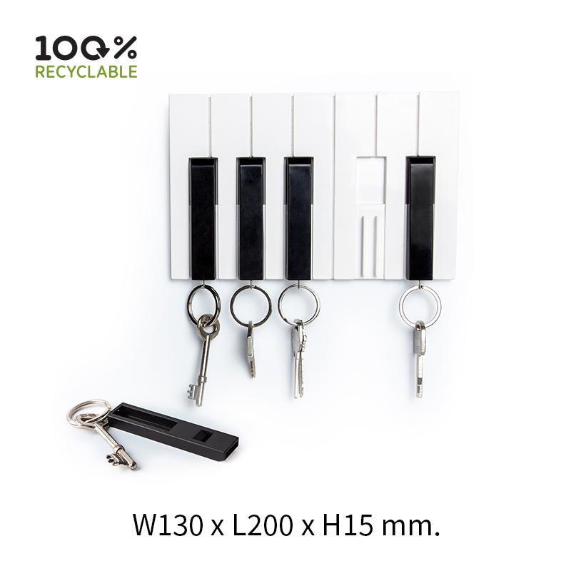 Qualy Key Piano (Whistle Key Ring + Key Holder)