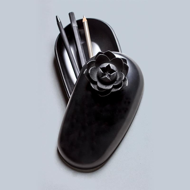 Qualy Lotus Pebble Box