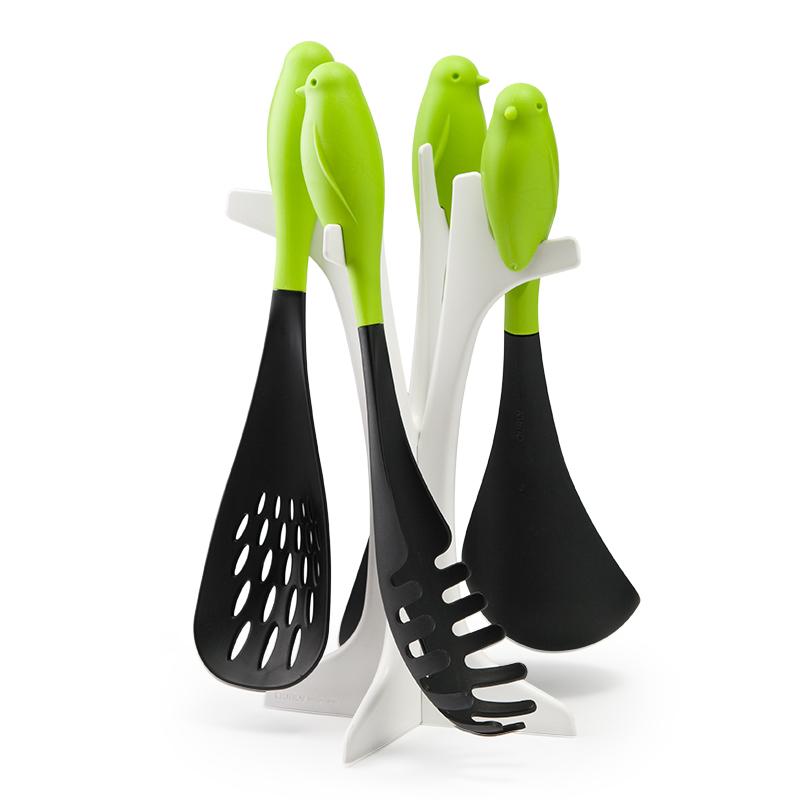 qualy Sparrow Server Set