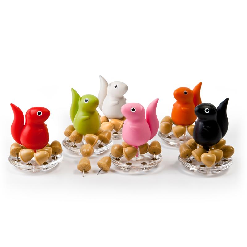 qualy Squirrel & Acorn