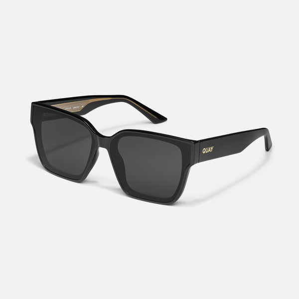 Quay DRIVE IN - Large Square Unisex Sunglasses With Flush Lens