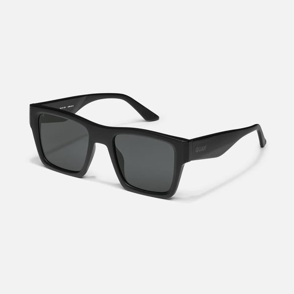 Quay FAST LANE - Big And Modern Mens Square Sunglasses