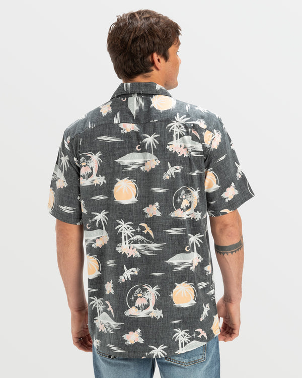 Quiksilver DNA Destination Island Short Sleeve Shirt