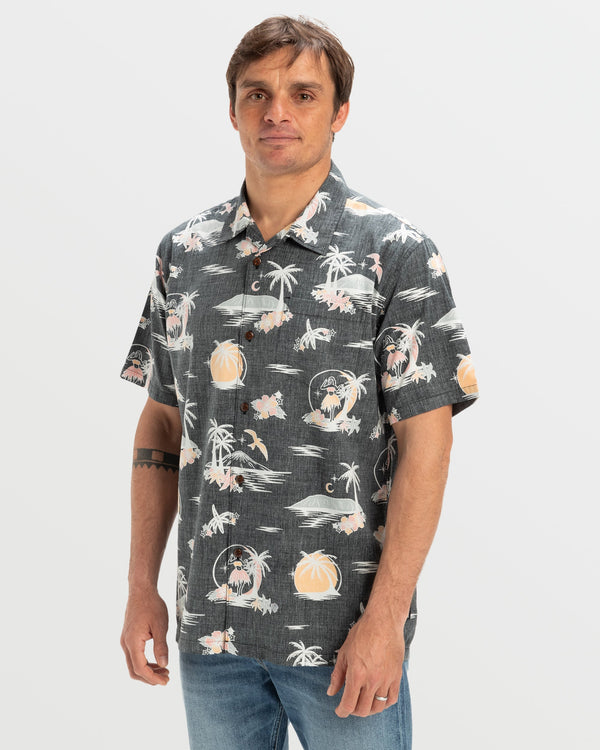 Quiksilver DNA Destination Island Short Sleeve Shirt