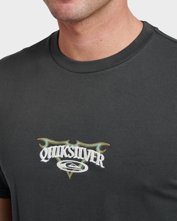 Quiksilver Bat Thornspigment Dye T-Shirt