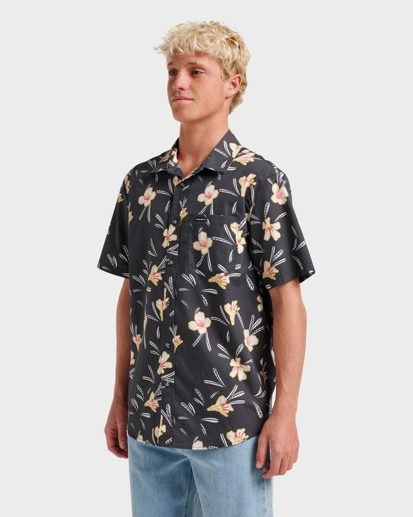 Quiksilver Kaneohe Classic Short Sleeve Shirt