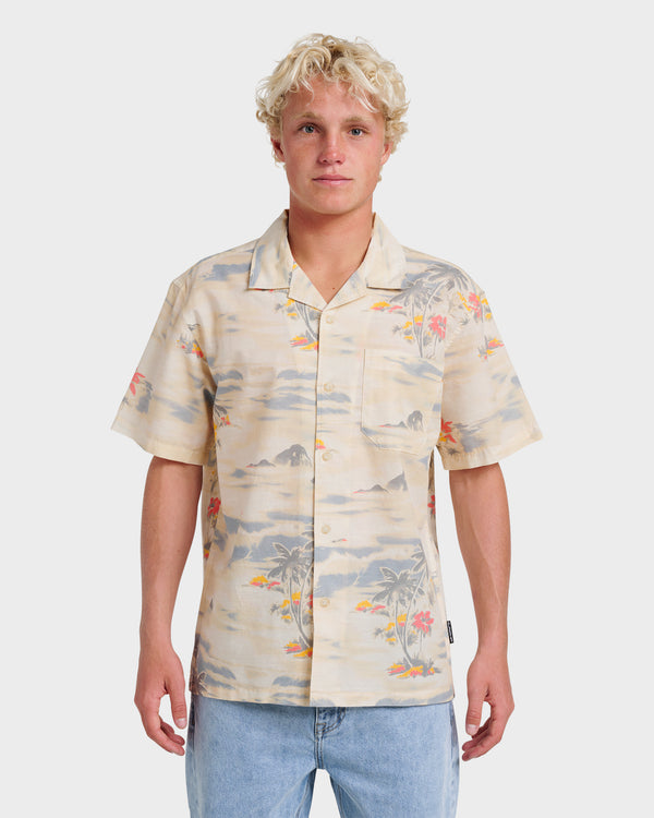 quiksilver Tropical Surf Casual Short Sleeve Shirt