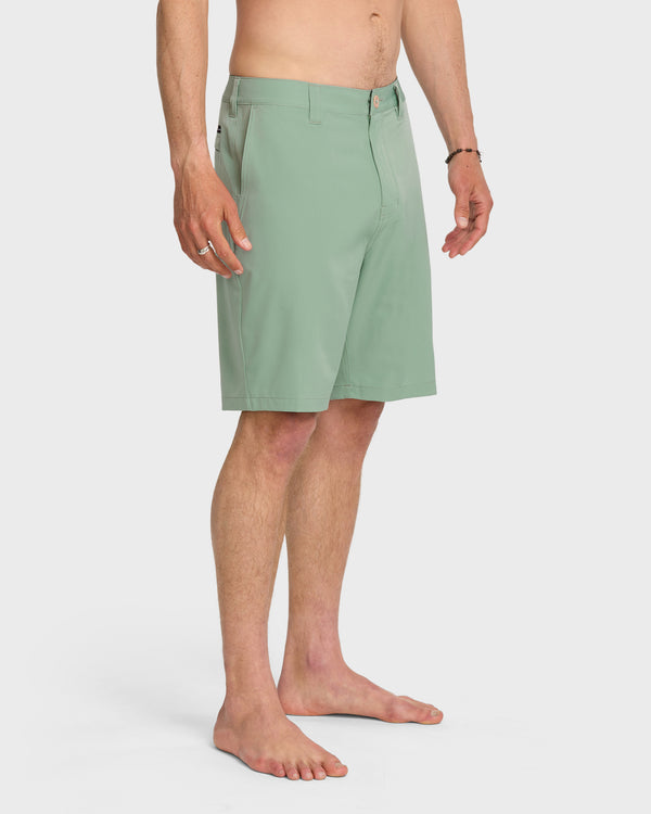 Quiksilver Union Amphibian 20" Hybrid Shorts
