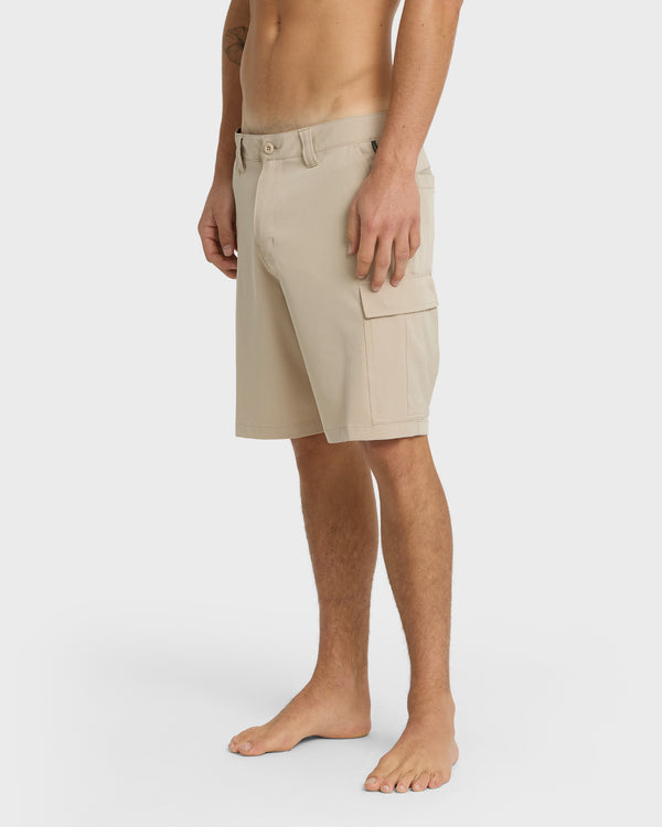 Quiksilver Union Amphibian Cargo 20" Hybrid Short