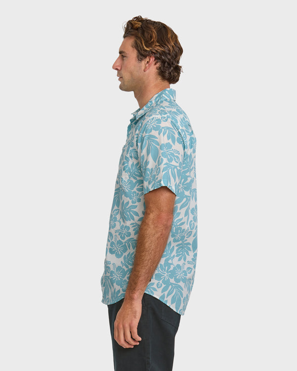 Quiksilver Waikoloa Classics Short Sleeve Shirt