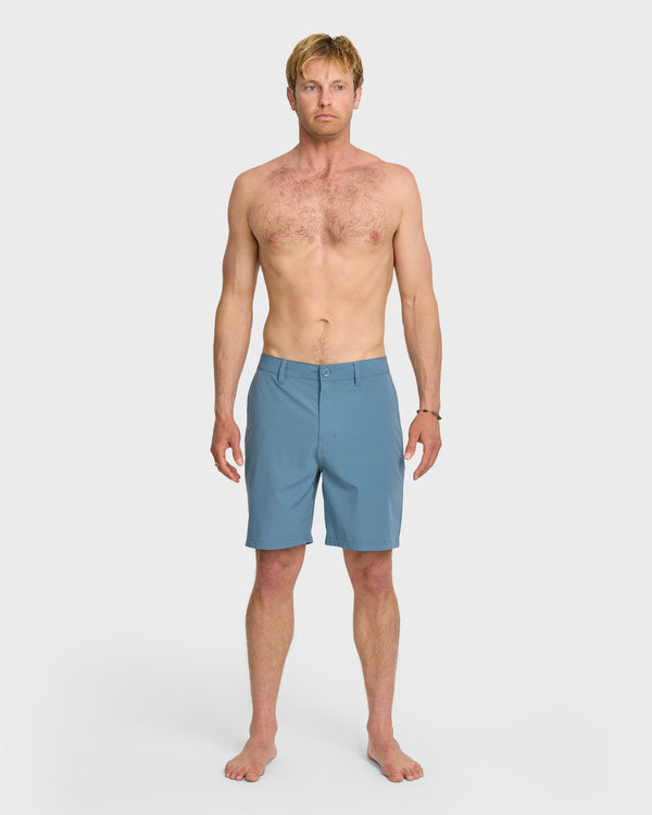 Quiksilver Union Transit 19" Amphibian Hybrid Shorts
