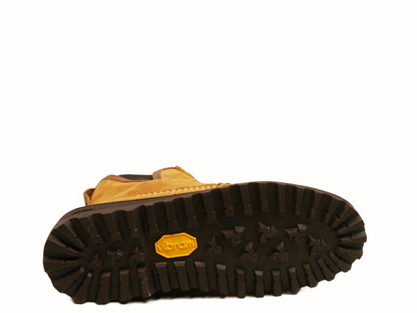 Quoddy Women's LE Barn Boot: Toast Suede