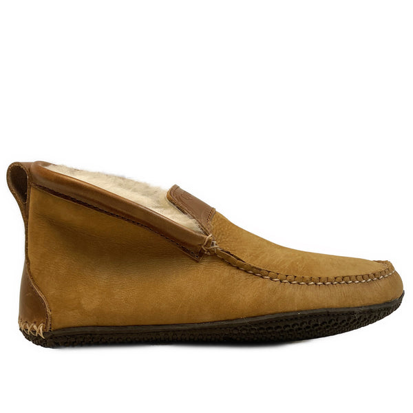 quoddy Women’s LE Dorm Boot Slipper: Camel Nubuck