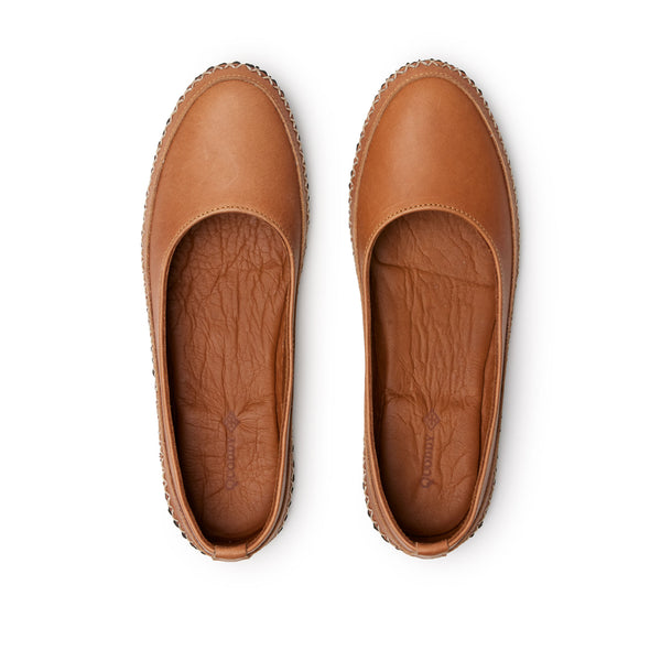 Quoddy Women’s Relax Skipper: Tan