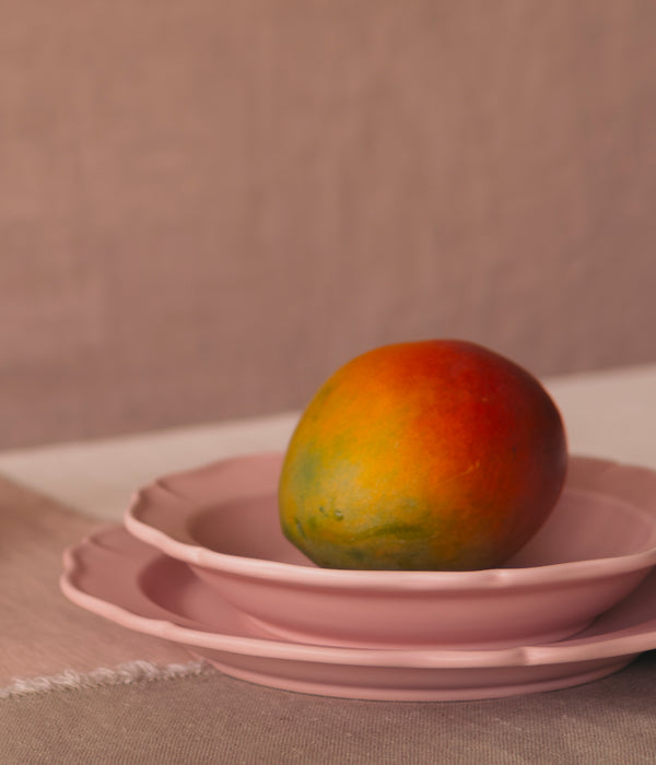 R D.lab Festone Medium Flat Bowl Cameo Pink