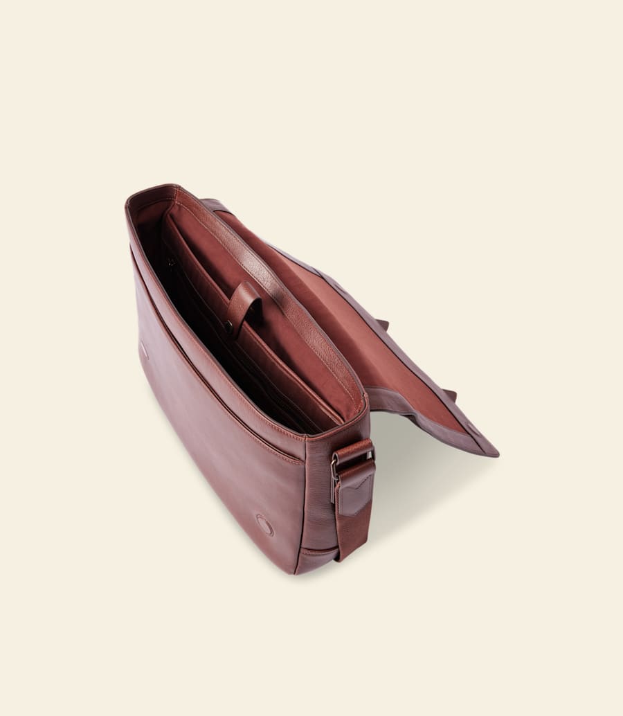 R.m. Williams Farrier Messenger