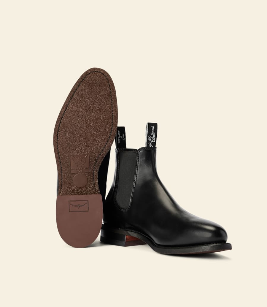R.m. Williams Macquarie Boot – Black Pull-up Leather