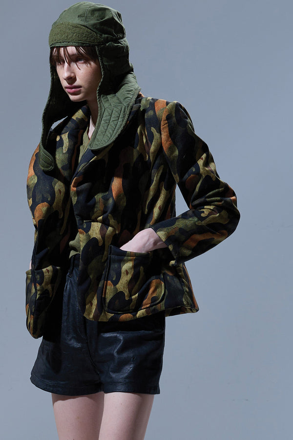 r.m. williams Victor jean