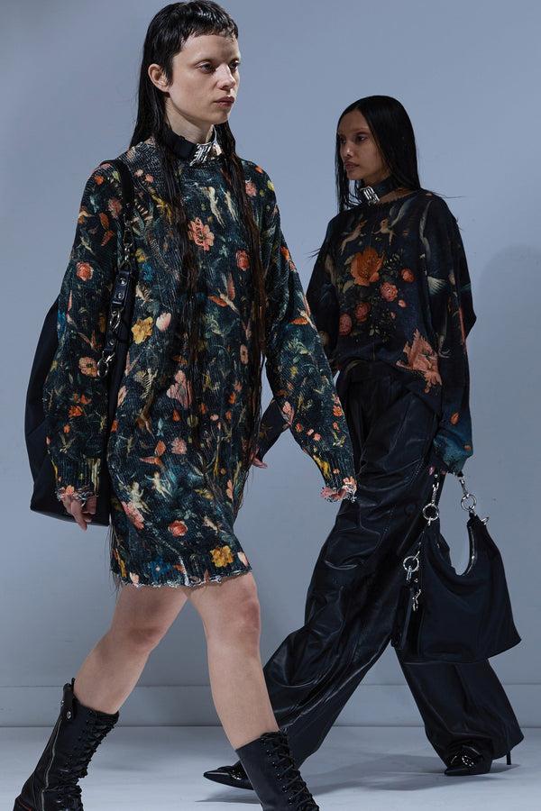r13 PRINTED GRUNGE SWEATER DRESS floral with angels black