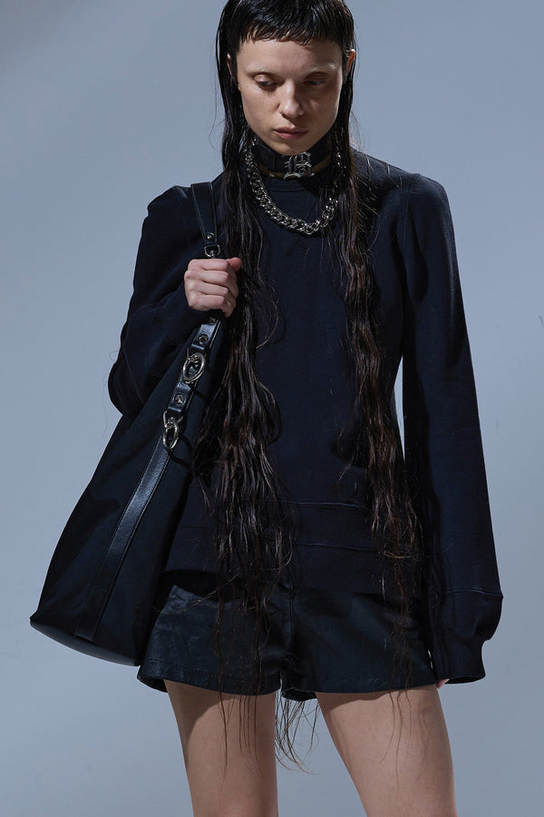 r13 ELONGATED CREWNECK black