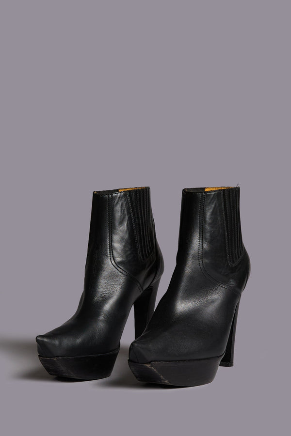 R13 POINTY TOE PLATFORM HEELED BOOT Black