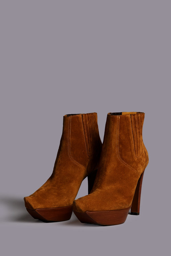 R13 POINTY TOE PLATFORM HEELED BOOT Brown Suede