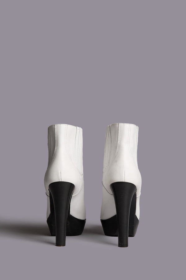 R13 POINTY TOE PLATFORM HEELED BOOT White