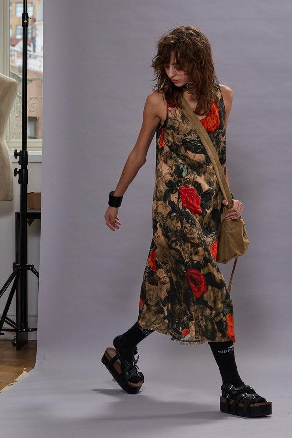 R13 SLEEVELESS MIDI Camo Rose