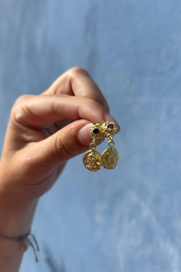 Rabens Saloner Coin Earring Nafsu I Gold W/ Purple Stone