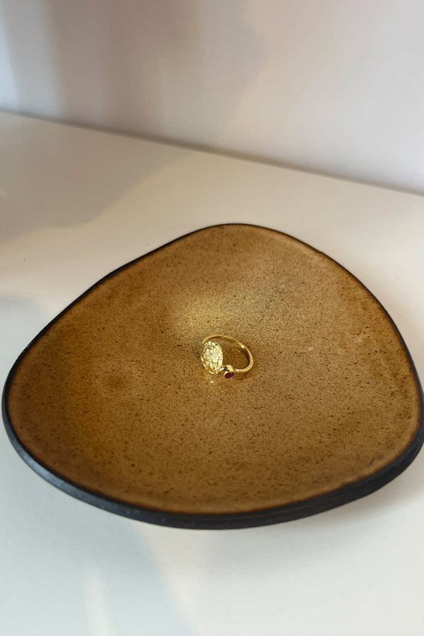 Rabens Saloner Coin Ring Nafsu I Gold W/ Green Stone