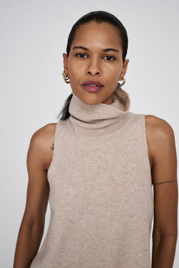 Rabens Saloner Diara Pure Wool Funnel Halter Top I Oatmeal