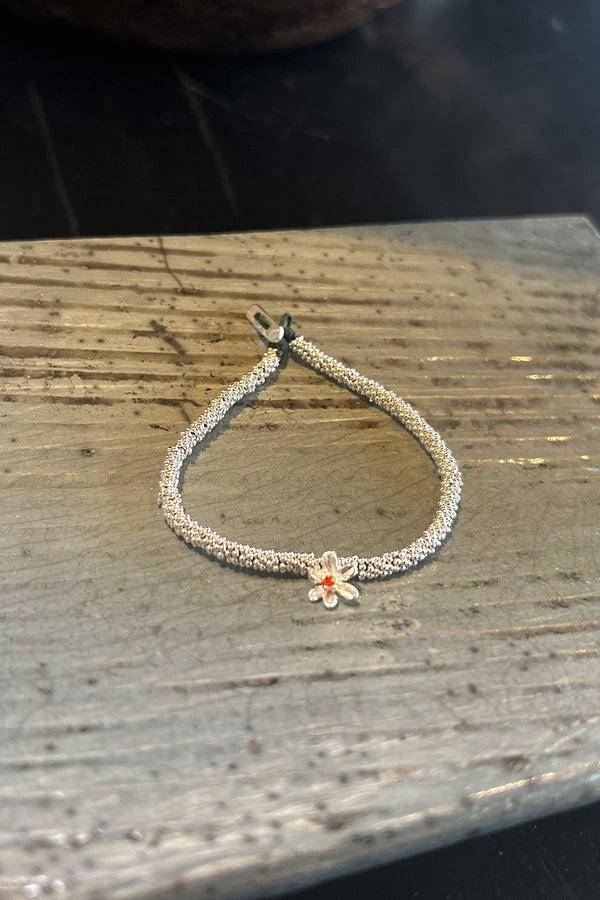 Rabens Saloner India Flower Bracelet Nafsu I Silver W/ Orange Stone