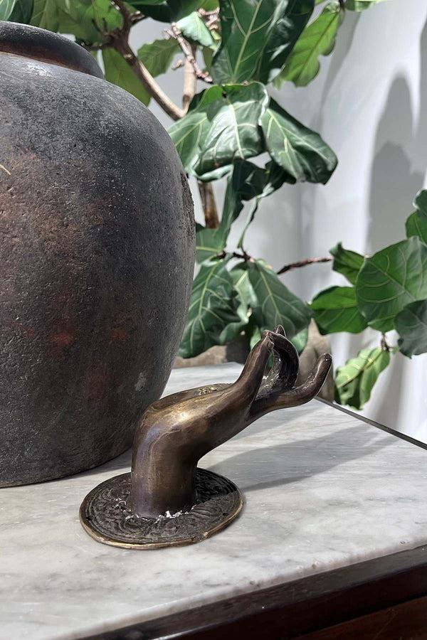 rabens saloner Large dark brass hand Hand I Matte Brass