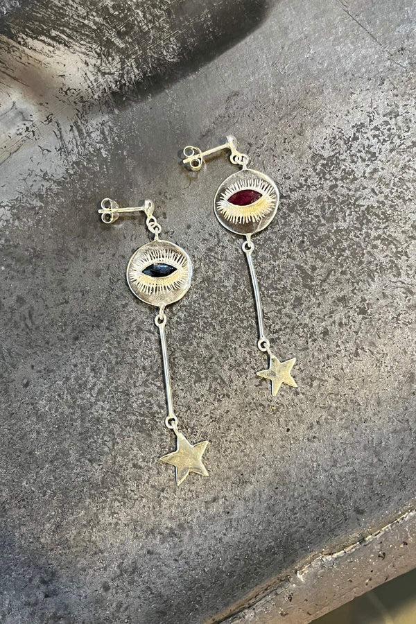 Rabens Saloner Nafsu Long Silver Eye Earstick W/star Pendant I Red Ruby
