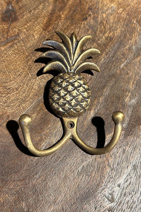 Rabens Saloner Pineapple W/ 2 Hooks Rabens Apartment I Matte Brass