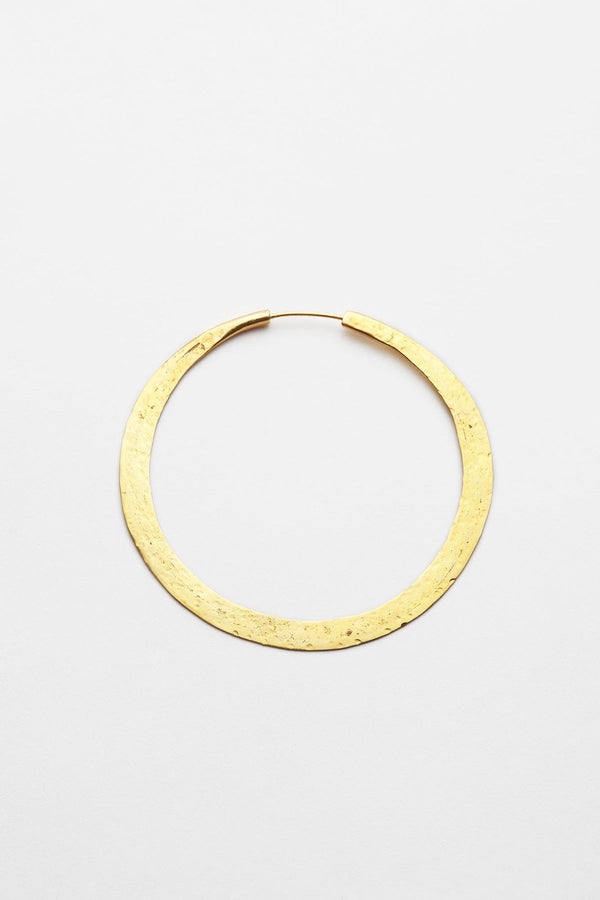 rabens saloner Nafsu Hammered hoop L I Gold plated