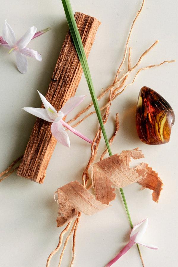 Rabens Saloner Scented Candle Maison Louis Marie I No. 4 Bois De Balincourt