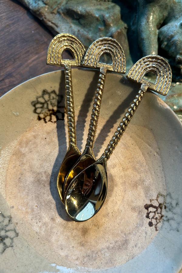 Rabens Saloner Swirl Spoon Rabens Apartment I Rainbow