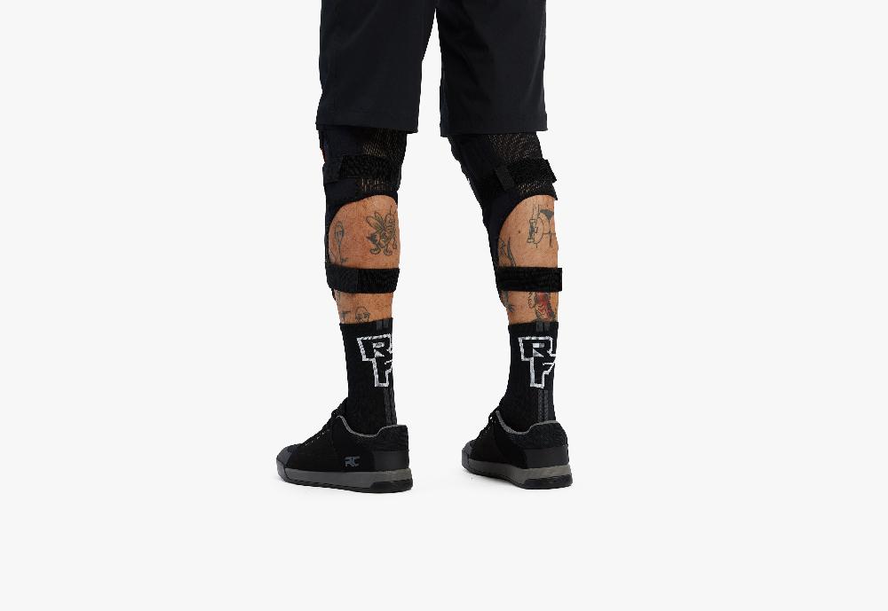 Race Face Ambush Leg