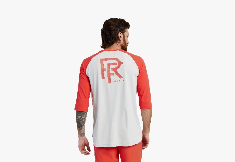 Race Face Commit 3/4 Tech Top