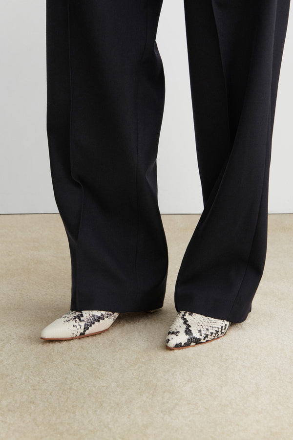 Rachel Comey Clemmie Kitten Heel (Solid)