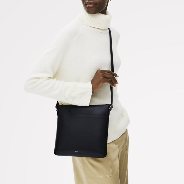 Radley London Black Large Ziptop NS Cross Body | Pockets AW25 | Radley London