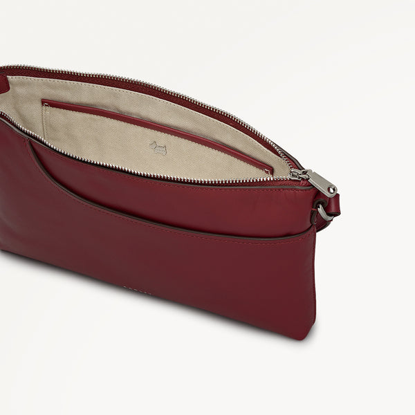 Radley London Carmine Medium Ziptop Ew Cross Body | Pockets AW25 | Radley London