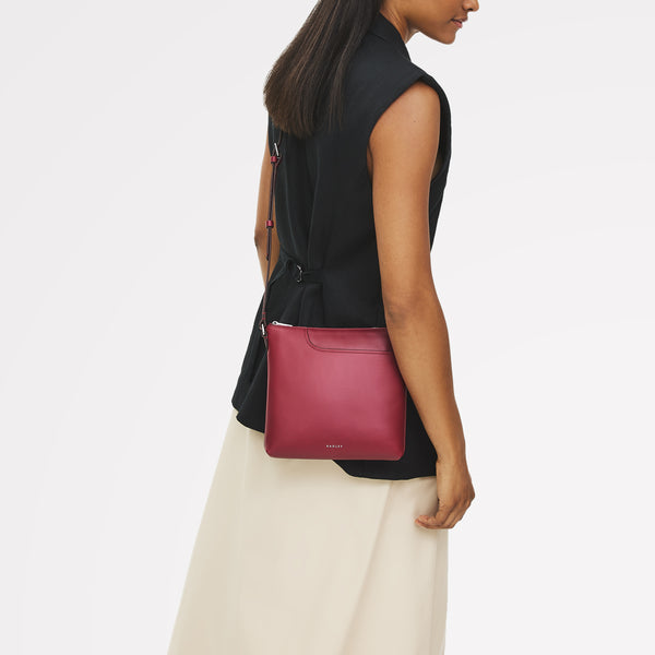 Radley London Carmine Small Ziptop Ns Cross Body | Pockets AW25 | Radley London