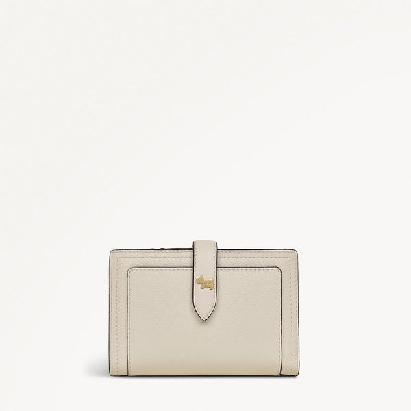 radley london Chalk Medium Leather Purse | Willis Street AW25 | Radley radley london Chalk Medium Leather Purse | Willis Street AW25 | Radley