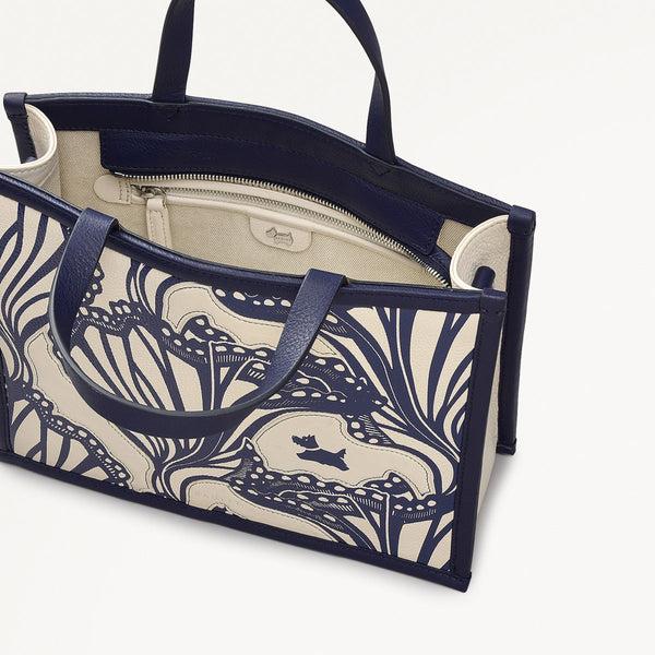 Radley London Chalk White And Blue Grab Bag | Under The Sea AW25 | Radley