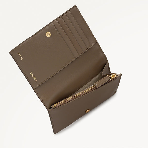 Radley London Coffee Medium Flapover Purse | Oak Street AW25 | Radley London